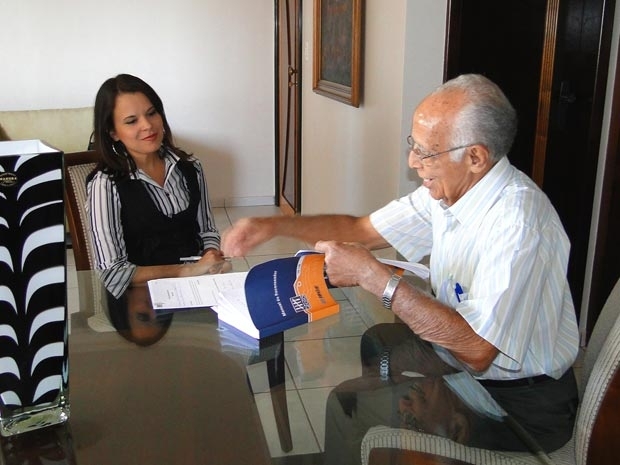Alencar Moreira da Silva, 87,  o candidato mais velho, diz IBGE