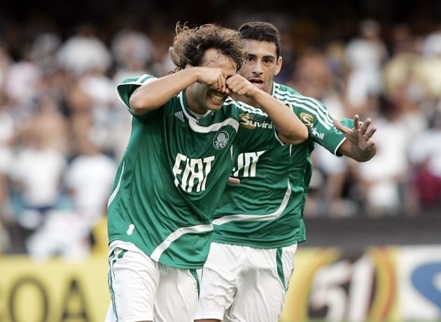 Retorno do meia chileno Jorge Valdvia  mais um sonho para a diretoria do Palmeiras
