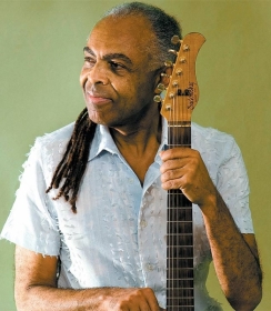 O cantor e compositor baiano Gilberto Gil, que lana disco inspirado em temas juninos