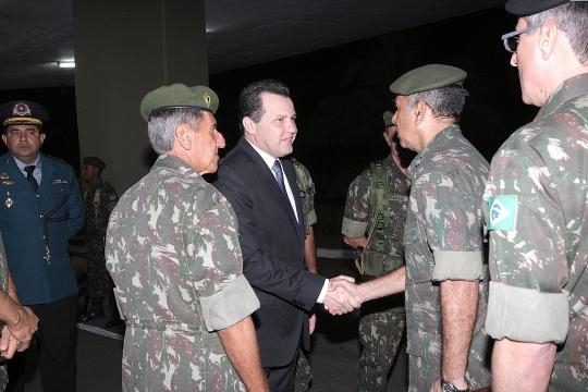 Governador Silval Barbosa participa de cerimnia de troca de comando da 13 Bda Inf Mtz, em Cuiab