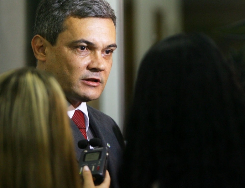 Secretrio Digenes foi designado pelo governador Silval Barbosa para acompanhar as investigaes internas