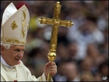 Papa nomeia delegado para controlar congregao 