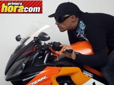 Para evitar acidentes, a moto ficou o tempo todo em ponto morto