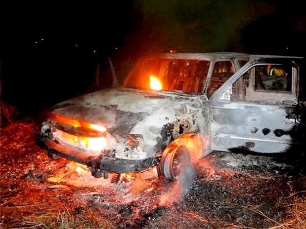 Carro queimado foi encontrado pela polcia paraguaia