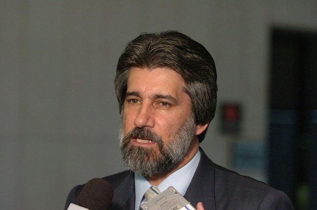 Senador Valdir Raupp (RO)