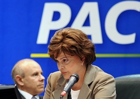 Dilma: Investimentos do PAC chegam a 63% em trs anos