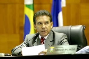 O deputado estadual Srgio Ricardo, que preside a CPI da Sade 