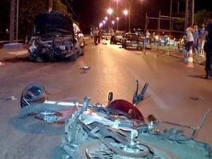 Motorista atropelou dois motociclistas na Ponte Nova, em Cuiab
