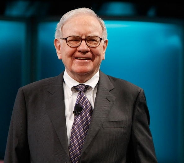 Fortuna de Warren Buffet  estimada em US$ 53,5 bilhes