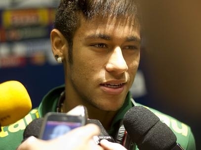 Neymar negou que jogo contra Chile v ser diferente por acontecer no Mineiro