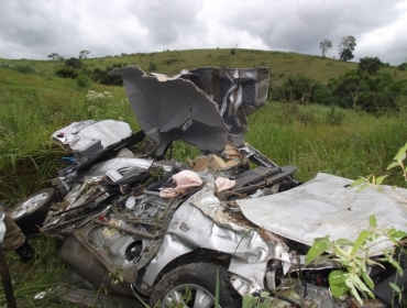 O carro de Marcos Galhardo ficou totalmente destrudo