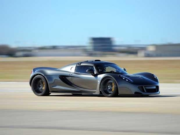 O Venom GT preparado bateu o recorde mundial de acelerao