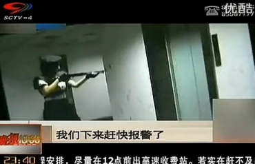 Estudantes chineses reproduzem Resident Evil e assustam segurana na China 