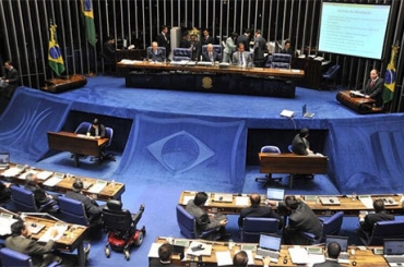 Senadores comeam o ano com louas novas ao custo de R$ 71 mil