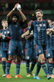A Mller, ao lado do brasileiro Dante, tem contrato com o Bayern at 2017