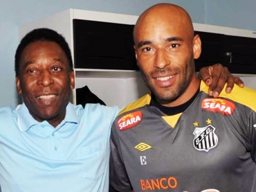 Ex-goleiro do Santos, filho de Pel  condenado a 33 anos de priso
