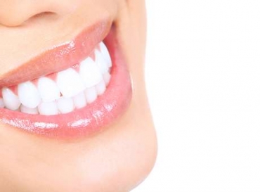 Hoje, existem muitas opes de tratamentos estticos para os dentes e gengivas, capazes de deixar o sorriso harmonioso sem grandes esforos