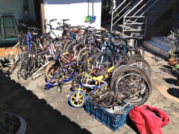 Bicicletas foram doadas ao projeto 'Recicletas'