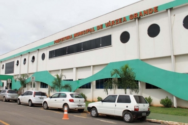 Alvo dos bandidos foi o terminal de autoatendimento localizado no estacionamento da Prefeitura de Vrzea Grande