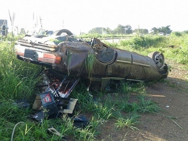 Veculo atingiu outro carro e capotou vrias vezes na BR-163