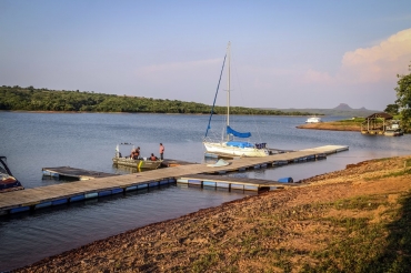 Rapaz se afogou quando nadava pelo lago para buscar uma boia que era levada pela correnteza (Imagem Ilustrativa)