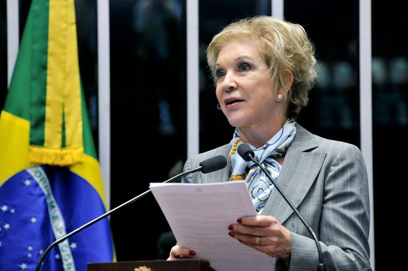 A senadora Marta Suplicy  autora do substitutivo ao Projeto de Lei da Cmara que aumenta os valores dos limites de enquadramento no Simples Nacional