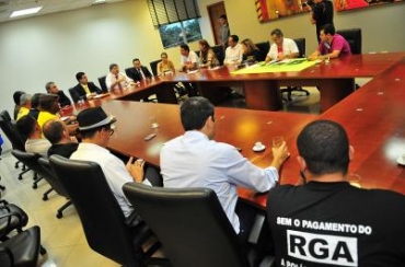 Reunio do Frum Sindical para discutir RGA 