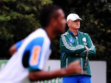 Palmeiras do tcnico Luiz Felipe Scolari  o terceiro time com maior probabilidade de descenso