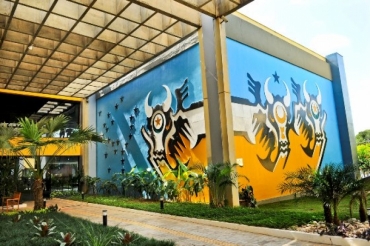 Palcio Paiagus e mural 'Bovinocultura', em Cuiab, foram tombados como patrimnio do estado