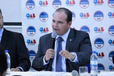  hora de o Governo vir  pblico de forma mais clara, diz o presidente da OAB-MT, Leonardo Campos