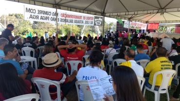 Servidores pblicos de Mato Grosso fazem paralisao contra parcelamento da RGA e acamparam na ALMT (Foto: Frum Sindical)