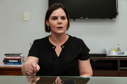 A candidata ao Senado, tenente-coronel Rubia Fernanda, que disputa uma vaga ao Senado