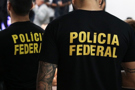 Polcia Federal que cumpre mandado em Rondonpolis