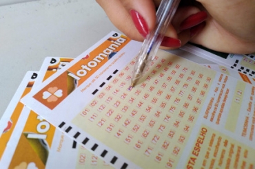 A Lotomania  uma das modalidades de loteria da Caixa