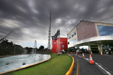 Fachada da Assembleia Legislativa, onde tem sete casos confirmados