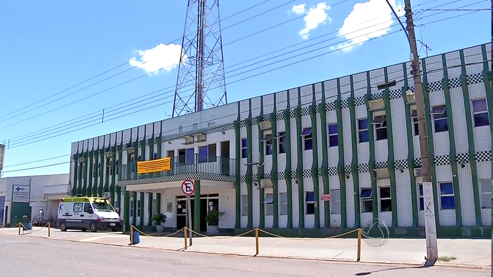 Hospital Municipal de Barra do Bugres foi fechado para reforma  Foto: Reproduo/ TVCA