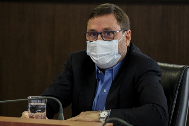 O secretrio Mauro Carvalho, que rebateu crticas de deputado petista