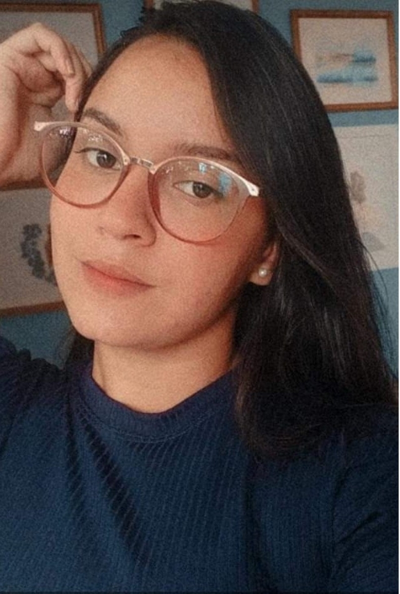 Adolescente de 17 anos morreu aps trator que ela dirigia tombar em Tangar da Serra  Foto: Arquivo pessoal