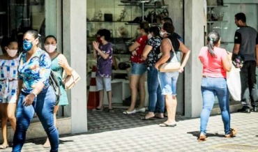 O comrcio em Cuiab poder funcionar na sexta, Dia da Conscincia Negra, segundo a CDL