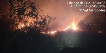 Bombeiros combatem incndio no Pantanal de MT desde o fim de semana  Foto: Corpo de Bombeiros/MT