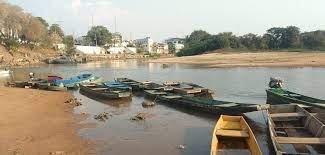Seca no Rio Paraguai deixa barcos por trs meses no mesmo lugar