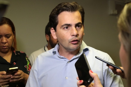 O suplente de senador Fbio Garcia, que criticou prefeito Emanuel Pinheiro