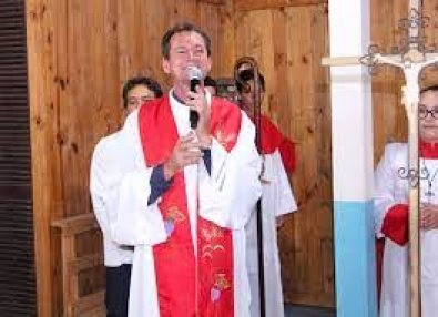 Padre Nelson Koch foi indiciado por estupro de vulnervel e importunao sexual  Foto: Reproduo/Diocese de Sinop