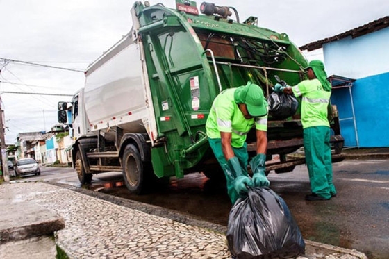 A proposta prevê a autorização da cobrança da taxa de coleta de lixo diretamente na fatura de água e esgoto
