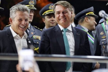 O governador Mauro Mendes ao lado do presidente Jair Bolsonaro