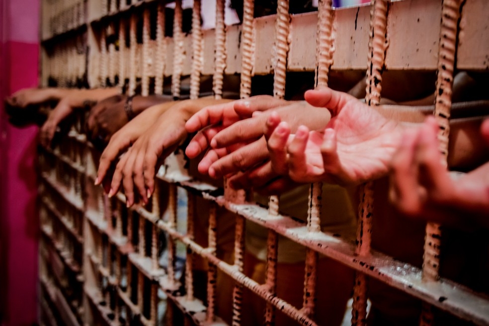 Sistema prisional tem mais de mil pessoas a mais do que o nmero de vagas disponveis