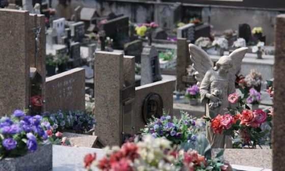 Cemitrios voltam a receber familiares no Dia de Finados