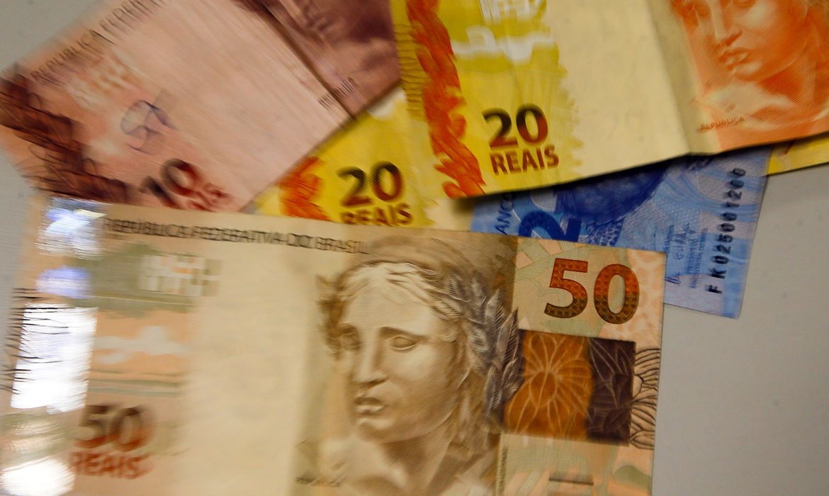 As ordens de pagamento foram encaminhadas ao Banco do Brasil para depsito nas contas, na sexta-feira (16)  tarde