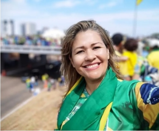 Josiany Duque Gomes Simas mora em Cuiab e j concorreu como deputada federal em duas eleies.  Foto: Reproduo/Redes sociais