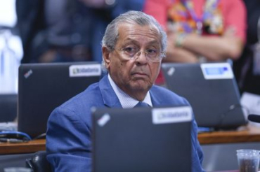 O senador Jayme Campos, que falou sobre o novo Teto de Gastos do Pas